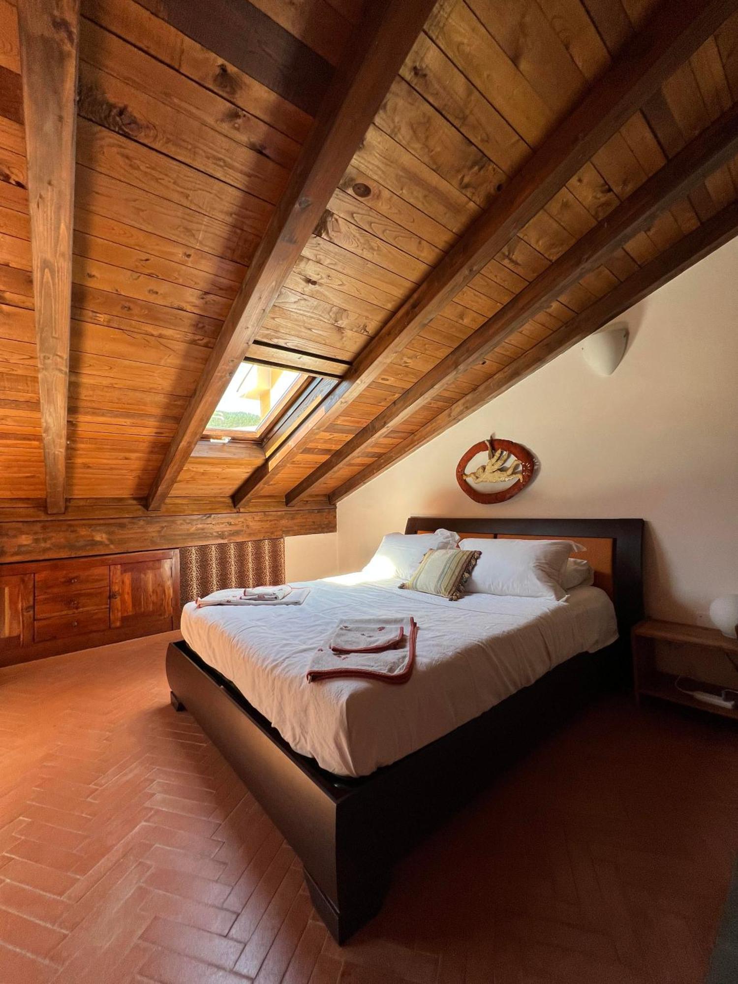 Casa Boru - A Beautiful Fully Restored Spacious House With Fantastic Views Calice al Cornoviglio Exteriör bild