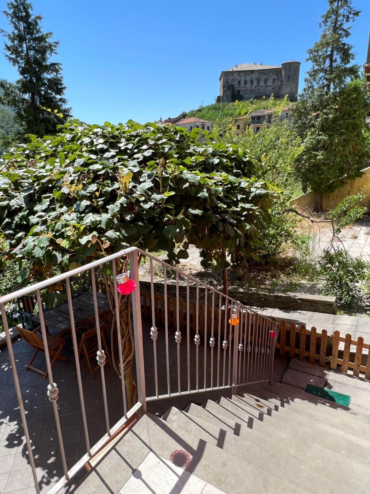 Casa Boru - A Beautiful Fully Restored Spacious House With Fantastic Views Calice al Cornoviglio Exteriör bild